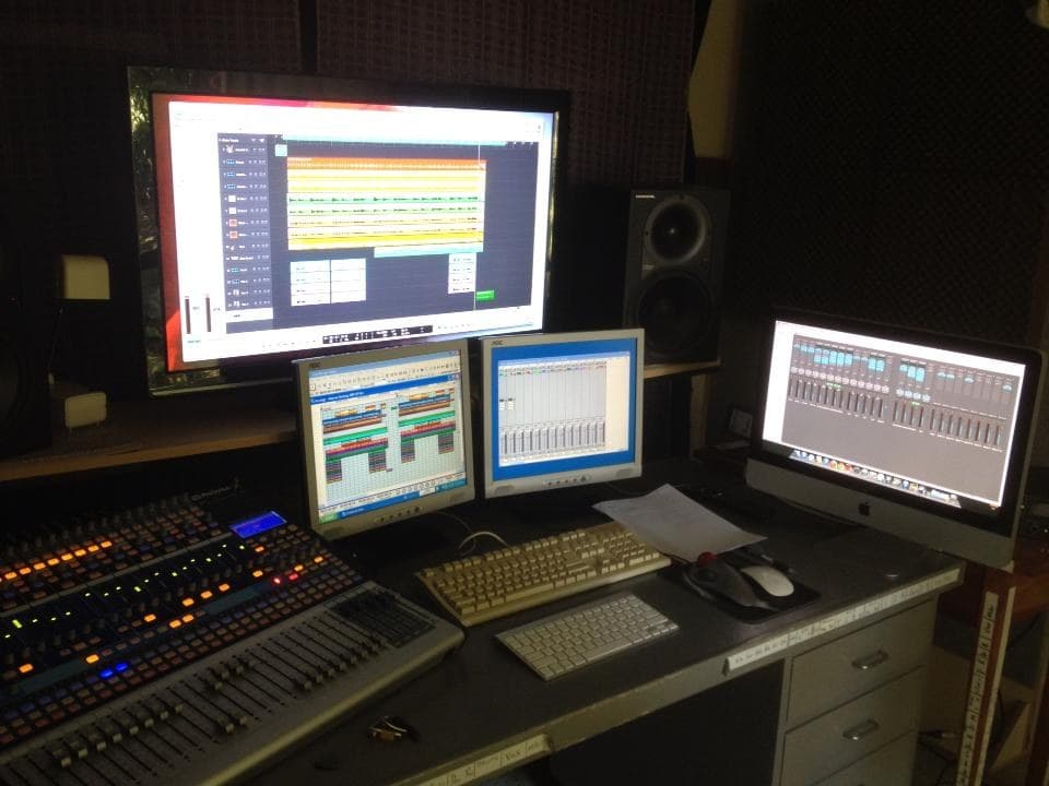 Rikki's studio setup
